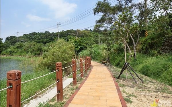 苗栗景點「龍昇湖步道」Blog遊記的精采圖片